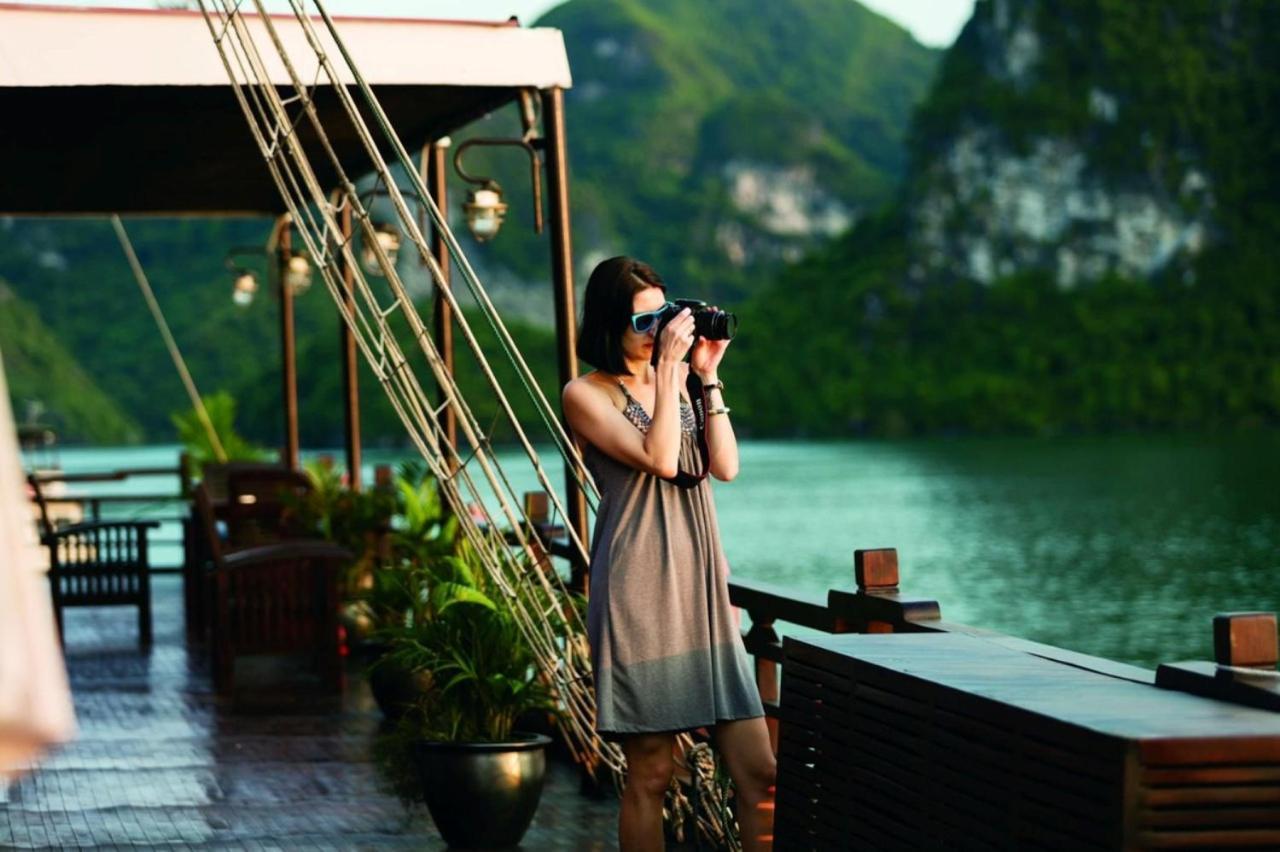 Le Journey Halong Bay Cruises Hotel ฮาลอง ภายนอก รูปภาพ