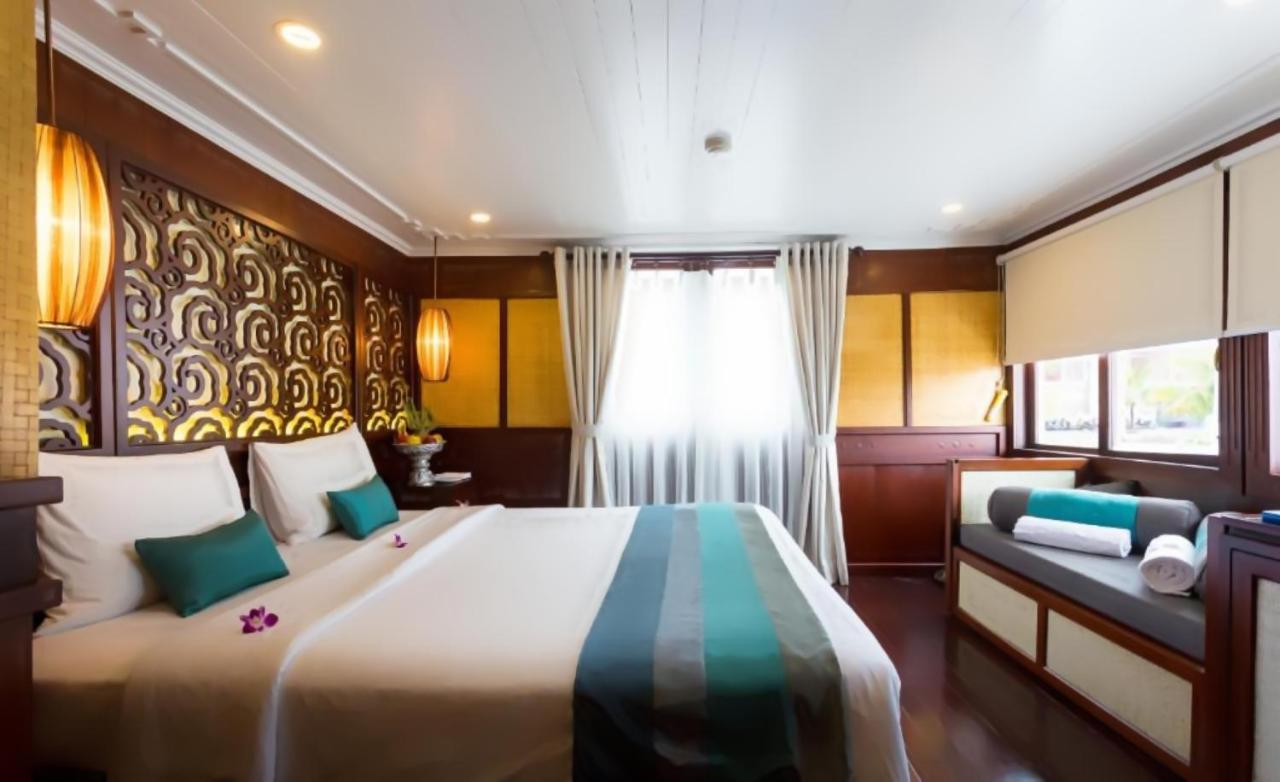 Le Journey Halong Bay Cruises Hotel ฮาลอง ภายนอก รูปภาพ