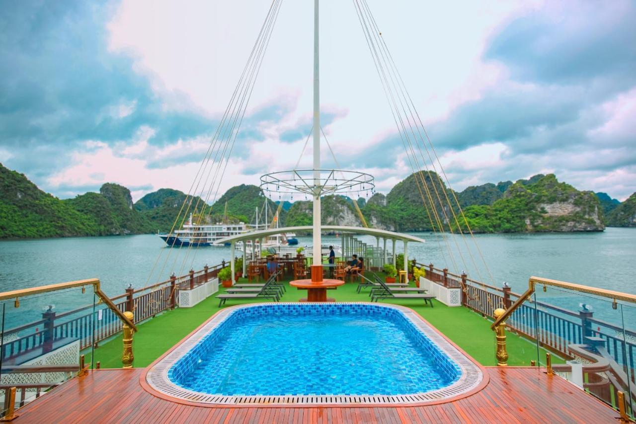 Le Journey Halong Bay Cruises Hotel ฮาลอง ภายนอก รูปภาพ